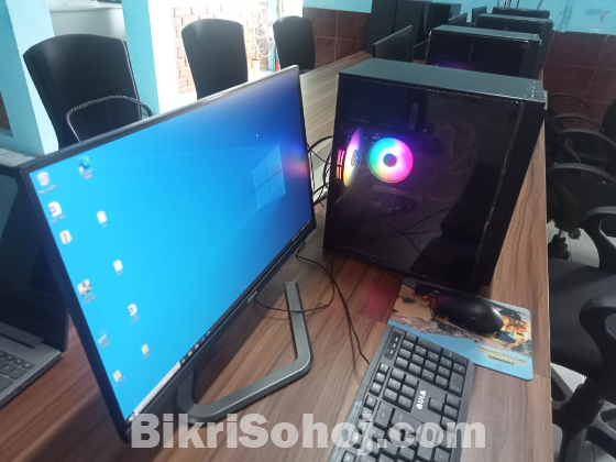 গেমিং কম্পিটার বিক্রি হবে ।